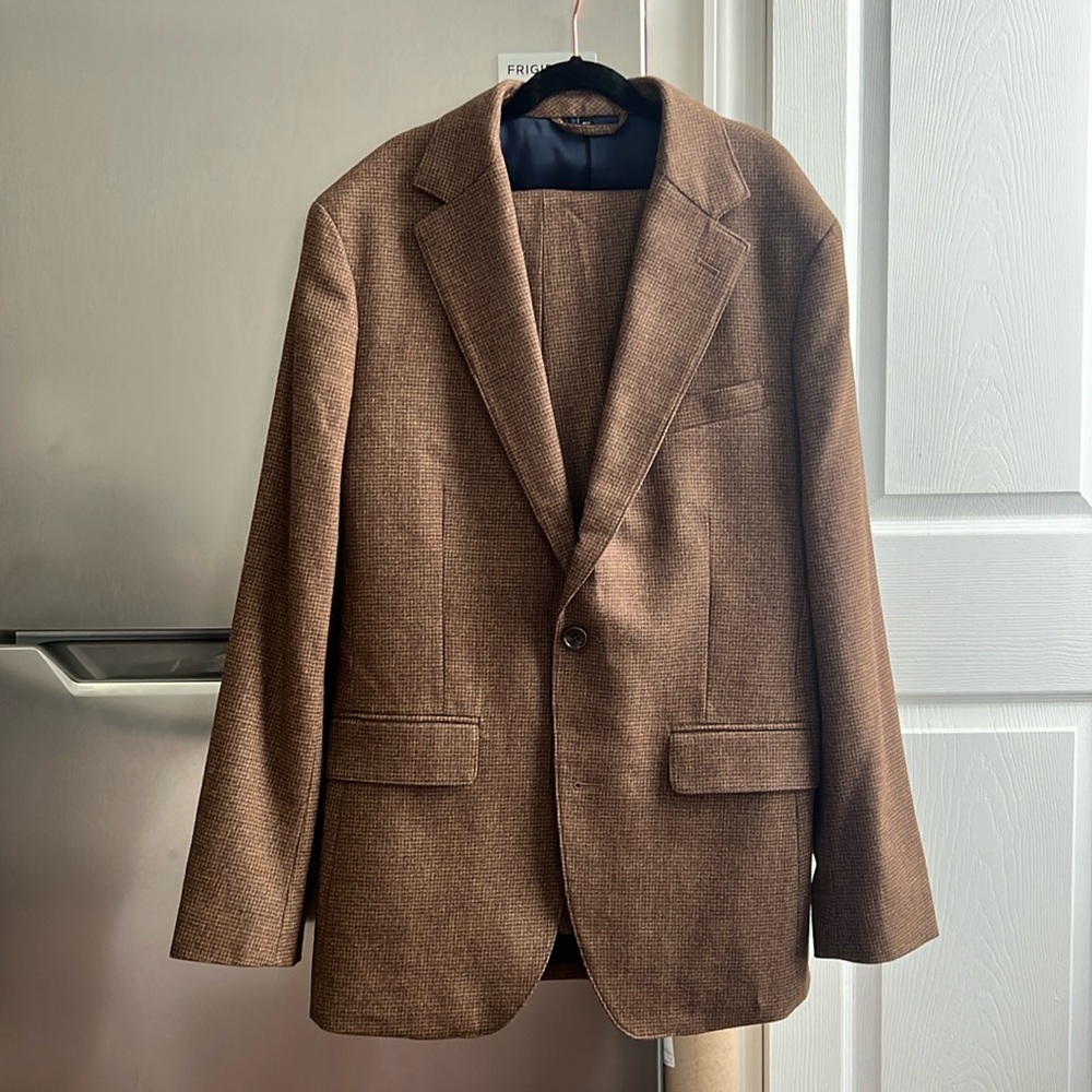 Bonobos Jetsetter suit in brown